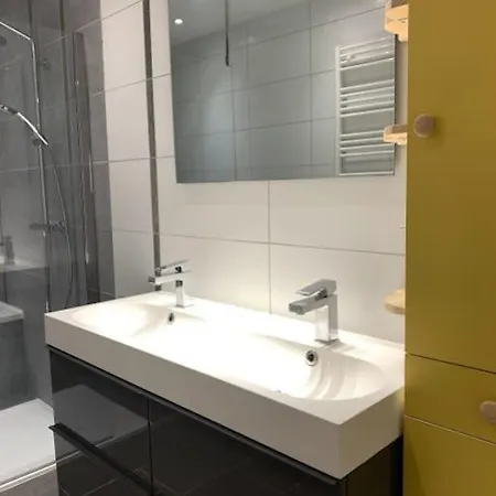 Joli Canut - Proche De Fourviere - 6 Couchages Apartment