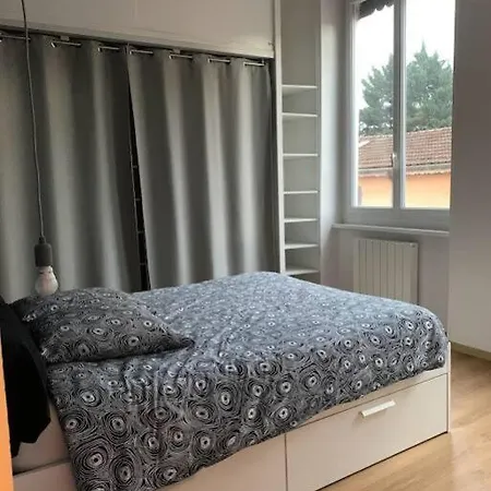 Joli Canut - Proche De Fourviere - 6 Couchages Apartment Lyon