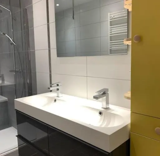 Joli Canut - Proche De Fourviere - 6 Couchages Apartment